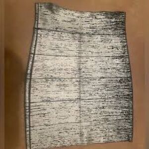BCBG skirt Foil Metallic and Black Sz L